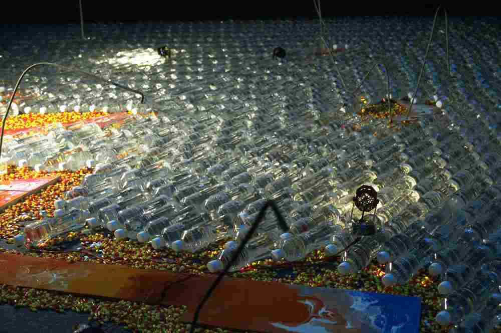 1998福州亚太地区当代艺术邀请展《水之祸》6000x5000mm