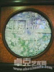 大型翡翠屏风《耕织图》局部 