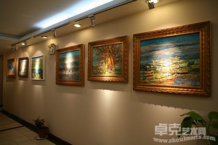 王德宏、宫晨《非洲印象油画展》