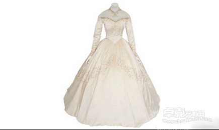 伊丽莎白的婚纱_伊丽莎白·泰勒的婚纱-伊丽莎白 泰勒婚纱拍出12万英镑高价