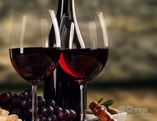 香港市场葡萄酒拍卖2015年成交9841万美元