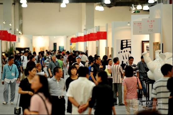 艺博会来了 浦东居民从此不必穿越大半个上海去投资