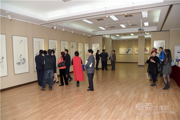 “刘春明艺术作品展”在无锡美术馆展示